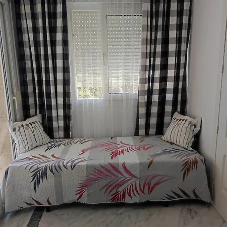 Апартаменты Apartamento El Coloso 4q