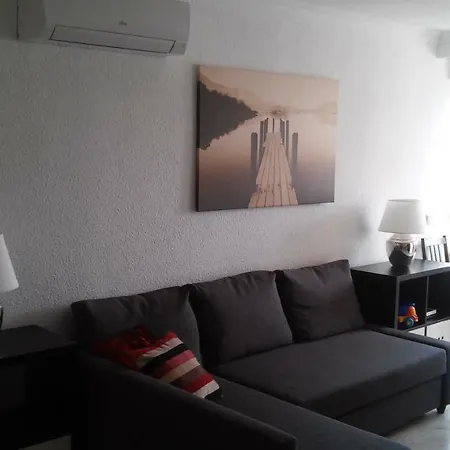 Апартаменты Apartamento El Coloso 4q Бенальмадена